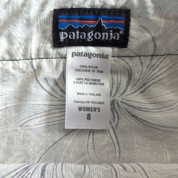 Patagonia Black White Nylon Wrap Skirt / US 8 / Button Out Boardie Lotus Floral - Picture 2 of 5